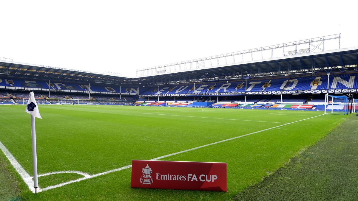 INGLÊS: Chelsea vacila, leva empate do Everton e fica em 10º no Campeonato  Inglês