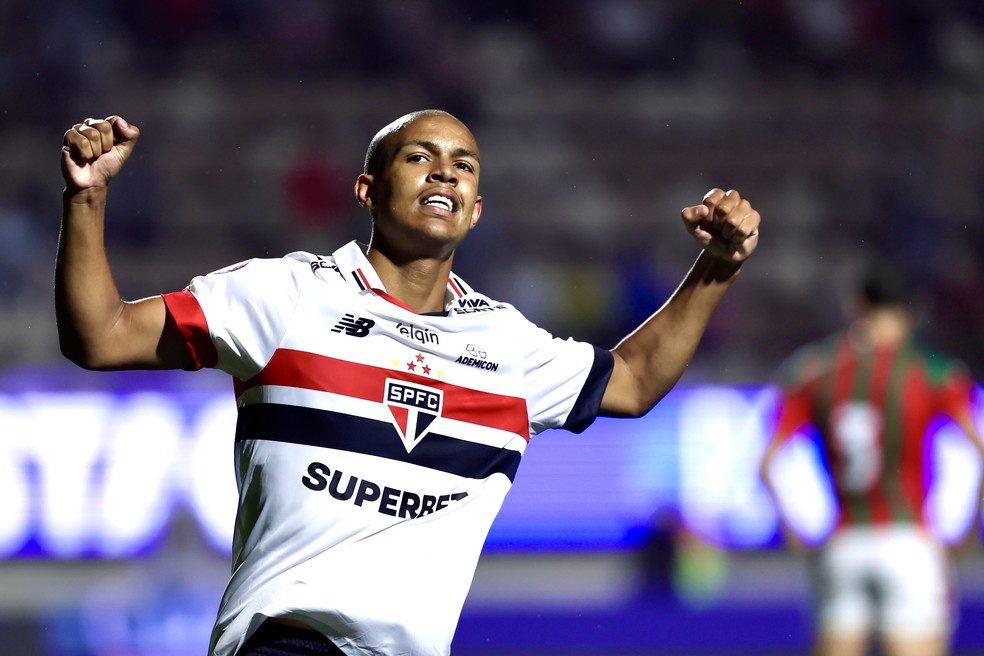 Ryan Francisco celebra primeiro gol no profissional do São Paulo: "Hoje  realizo um sonho" | são paulo | ge