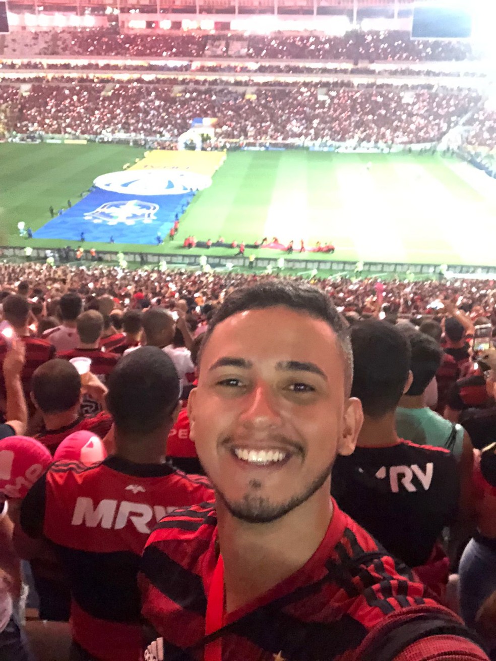 Fazer de outro time? #flamengo #flamengosempre #torcedoras #bonita