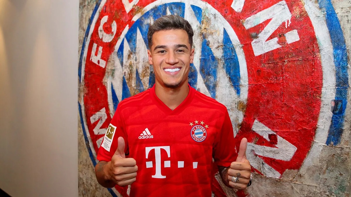 Novo camisa 10 Bayern oficializa Coutinho por empr stimo de um