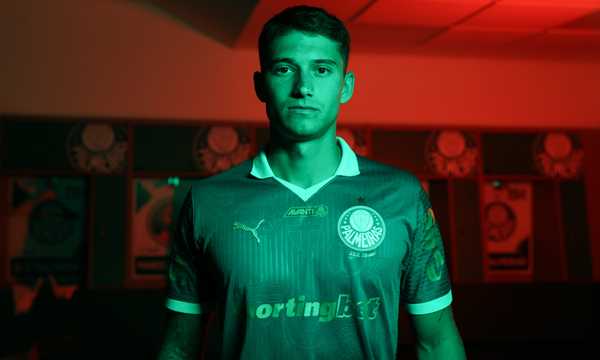Palmeiras anuncia contratação do volante Emiliano Martínez