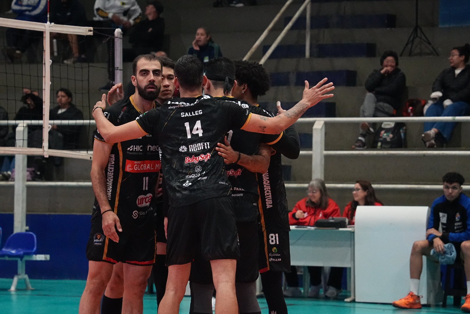 Itaquá bate Praia Grande e vence a terceira no Paulista de vôlei masculino