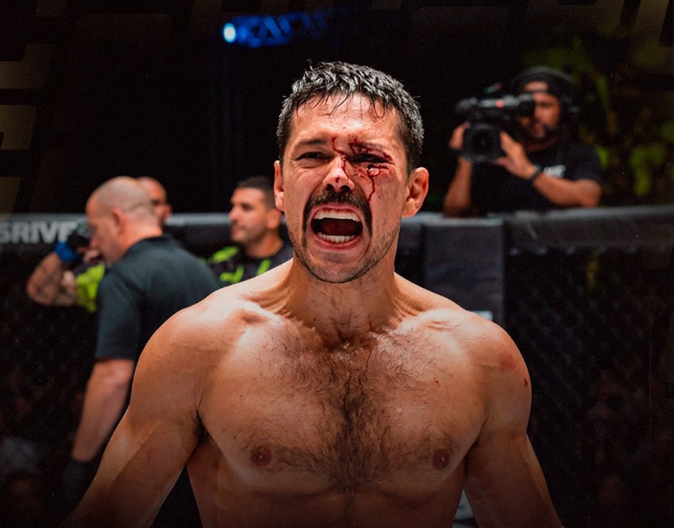 Matheus Pantaneiro tem seis vitórias e duas derrotas na carreira iniciada em 2022 — Foto: Jungle Fight