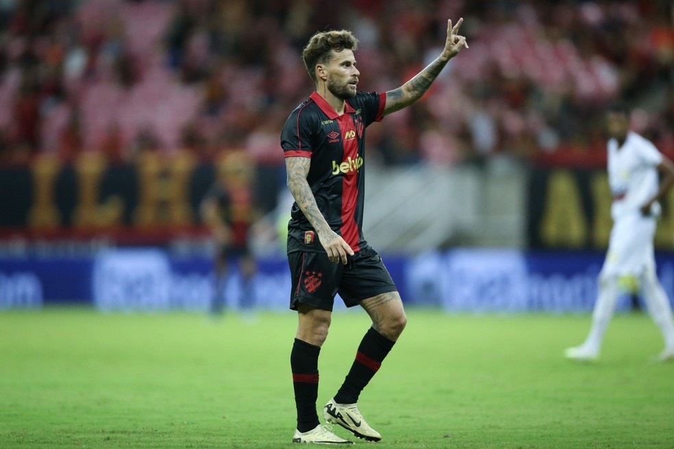 Lucas Lima foi emprestado ao Sport  — Foto: Marlon Costa/Pernambuco Press