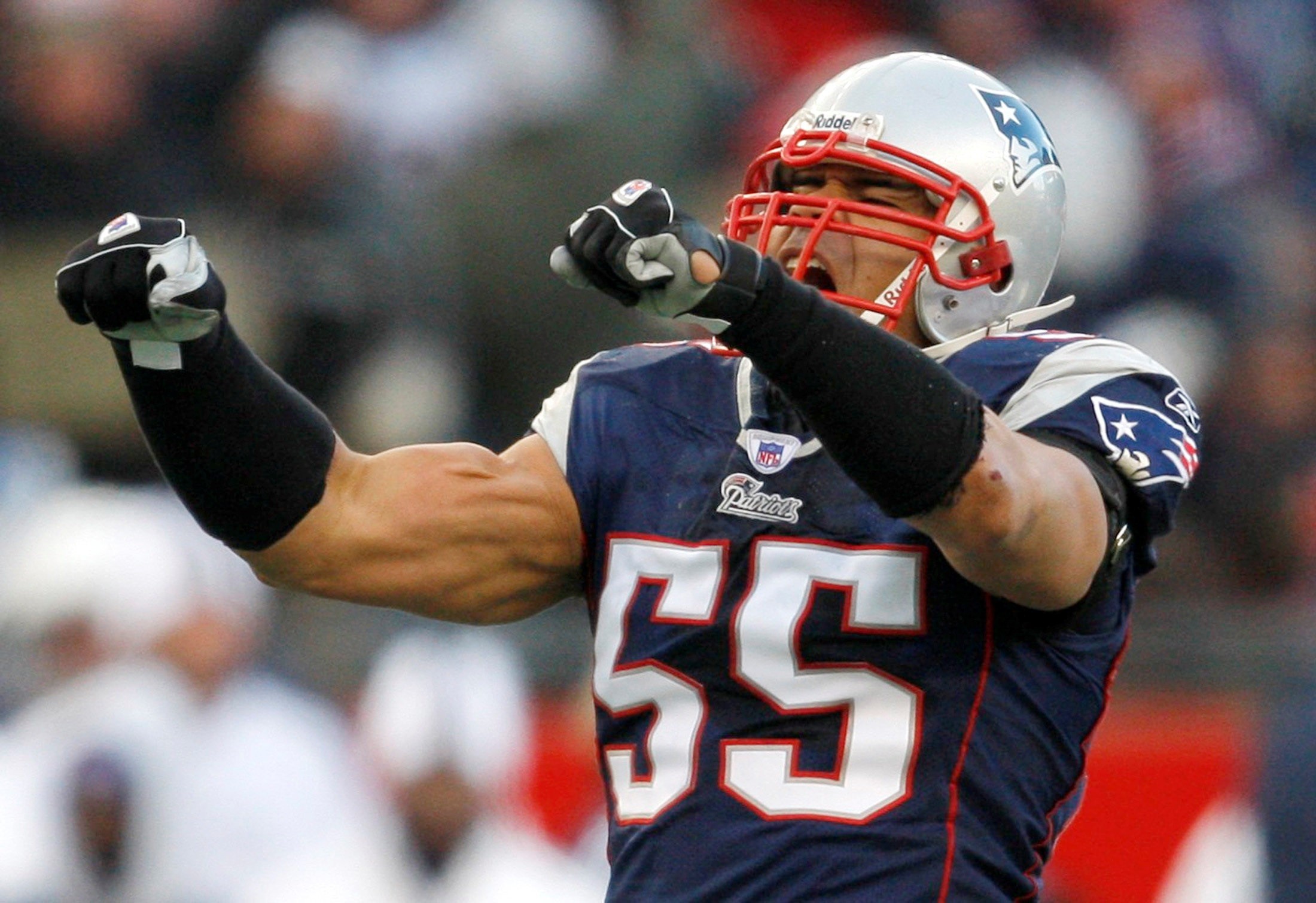 Cerca de 25% de jogadores da NFL sofrem doença cerebral, diz estudo