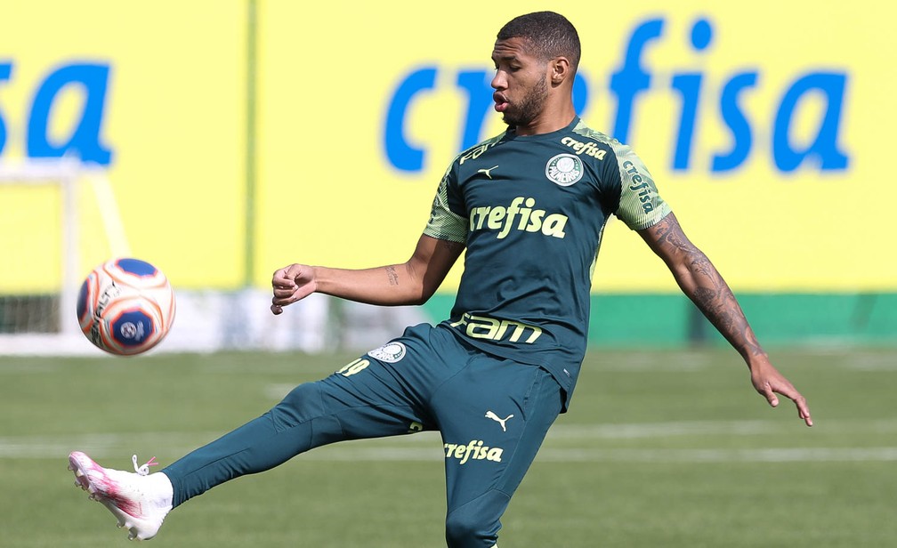 Vasco faz proposta para contratar atacante Wesley, do Palmeiras