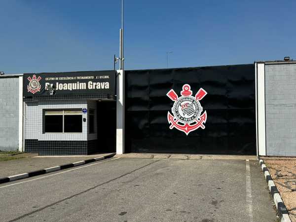 Corinthians precisará reajustar orçamento sem vendas de patrocínio e naming rights.