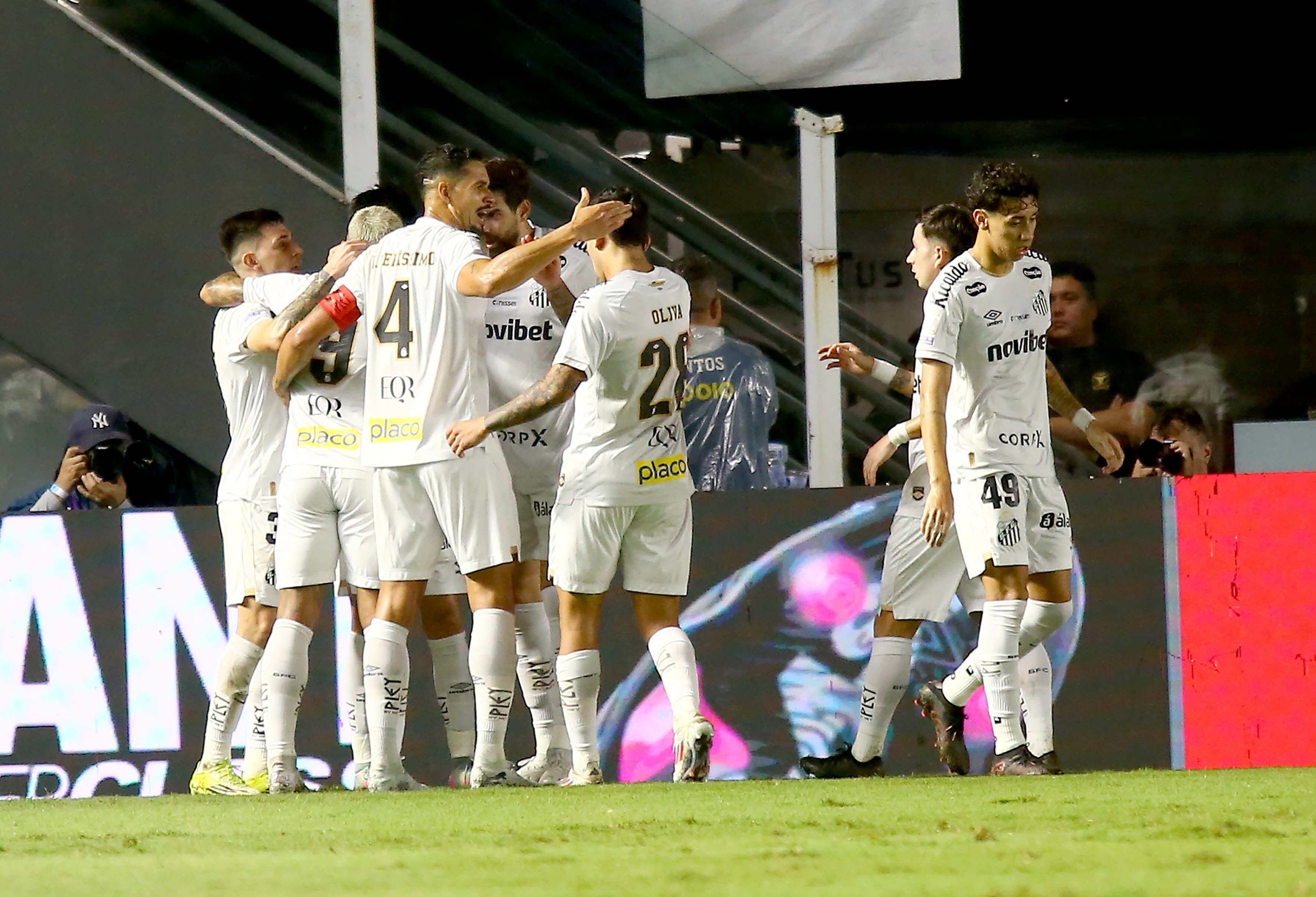 Atuações do Santos volta ao centro do debate na temporada