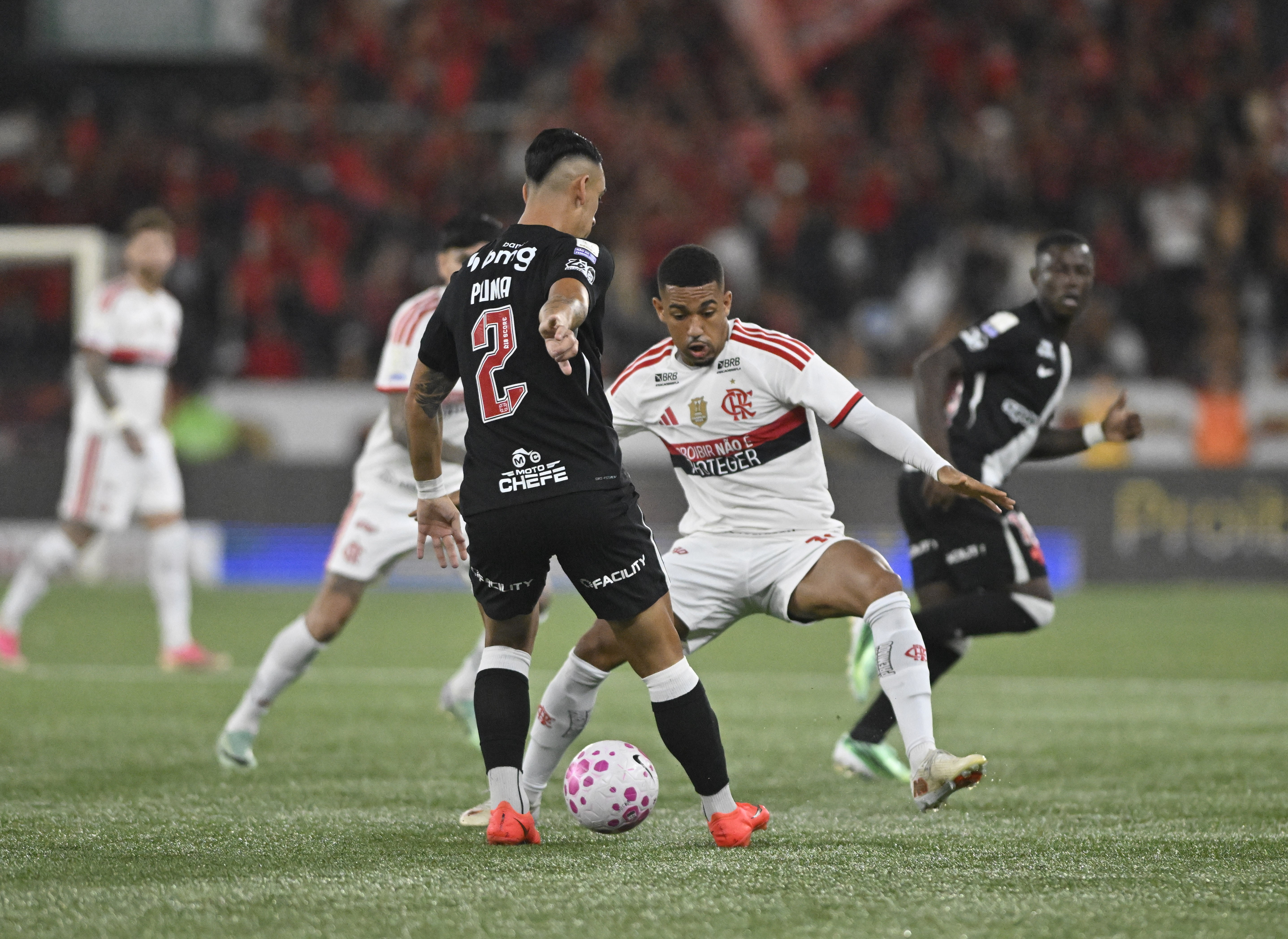 Atuações do Vasco: Gabriel, Puma e Pedro Emanuel são os piores contra o Flamengo; dê suas notas