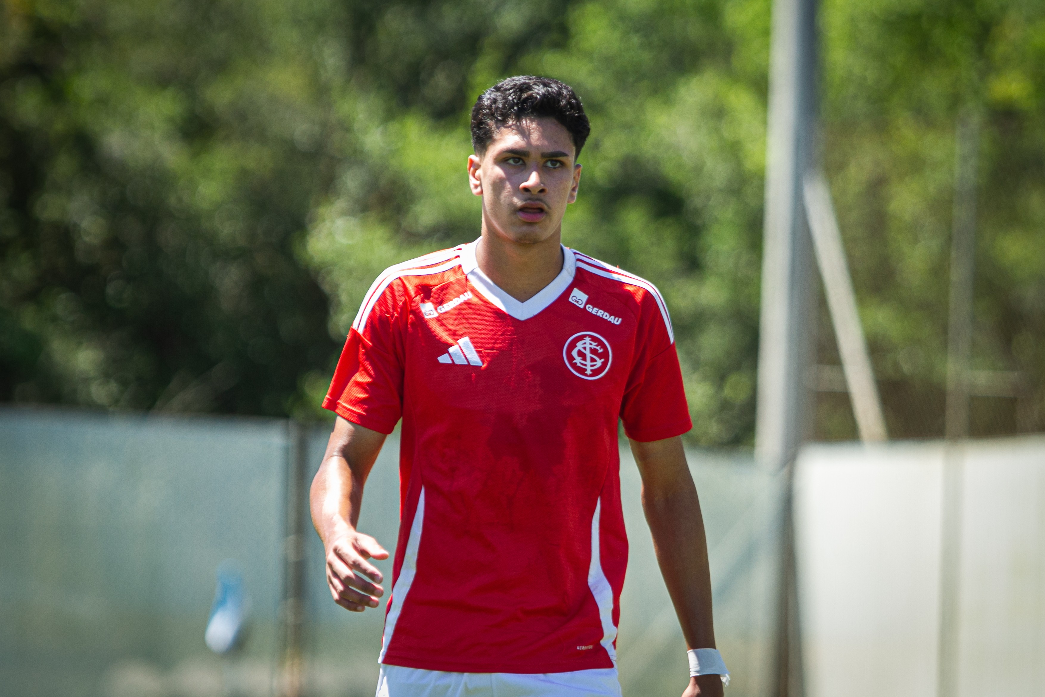 Inter: fã de Pedro e Harry Kane, João Bezerra quer chance no Gauchão | Ge