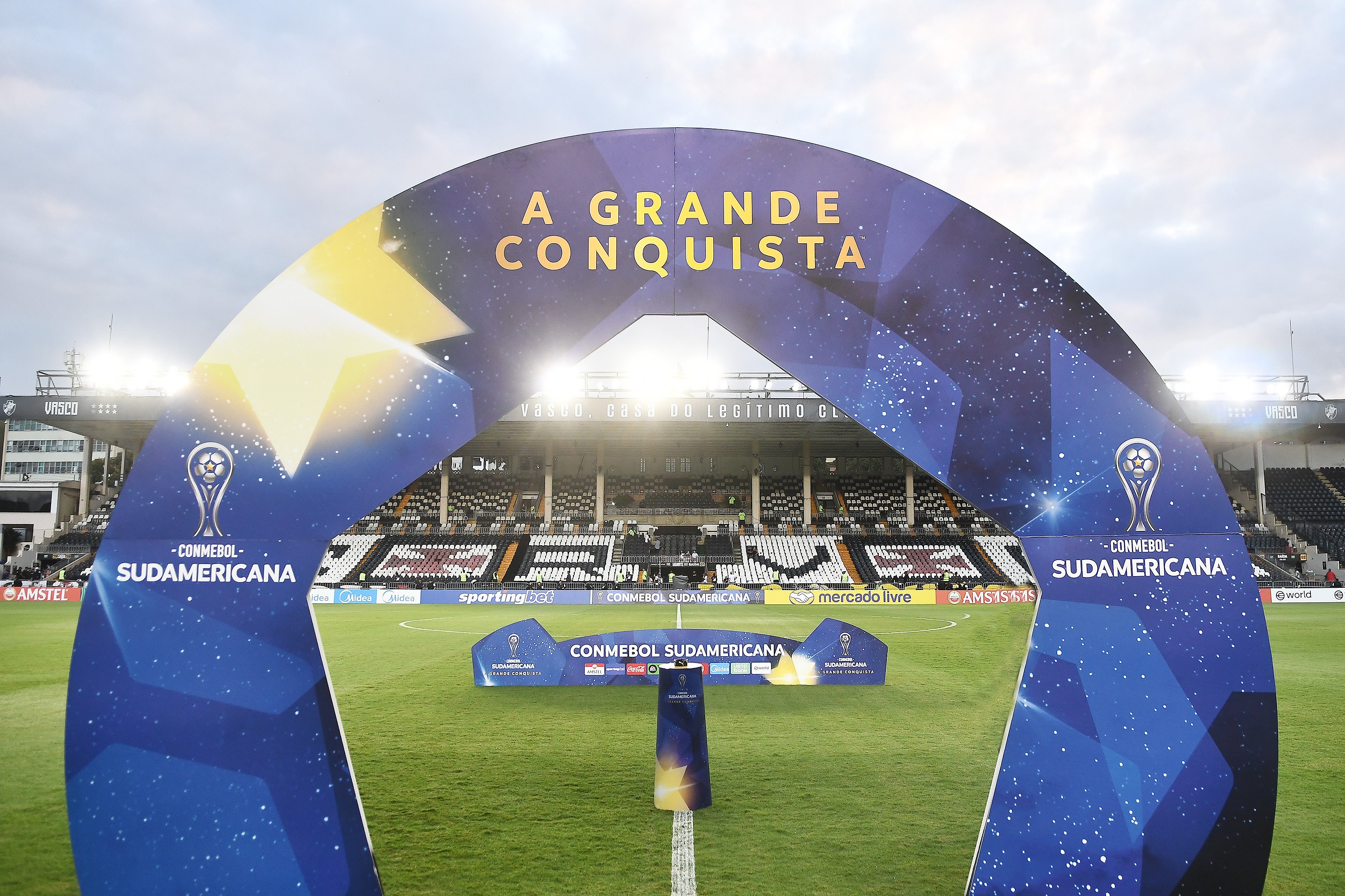 Vasco projeta retorno à Sul-Americana para apagar histórico de quedas