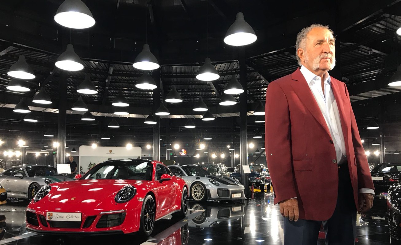 Ex-tenista vira bilionário e ostenta coleção de carros de luxo