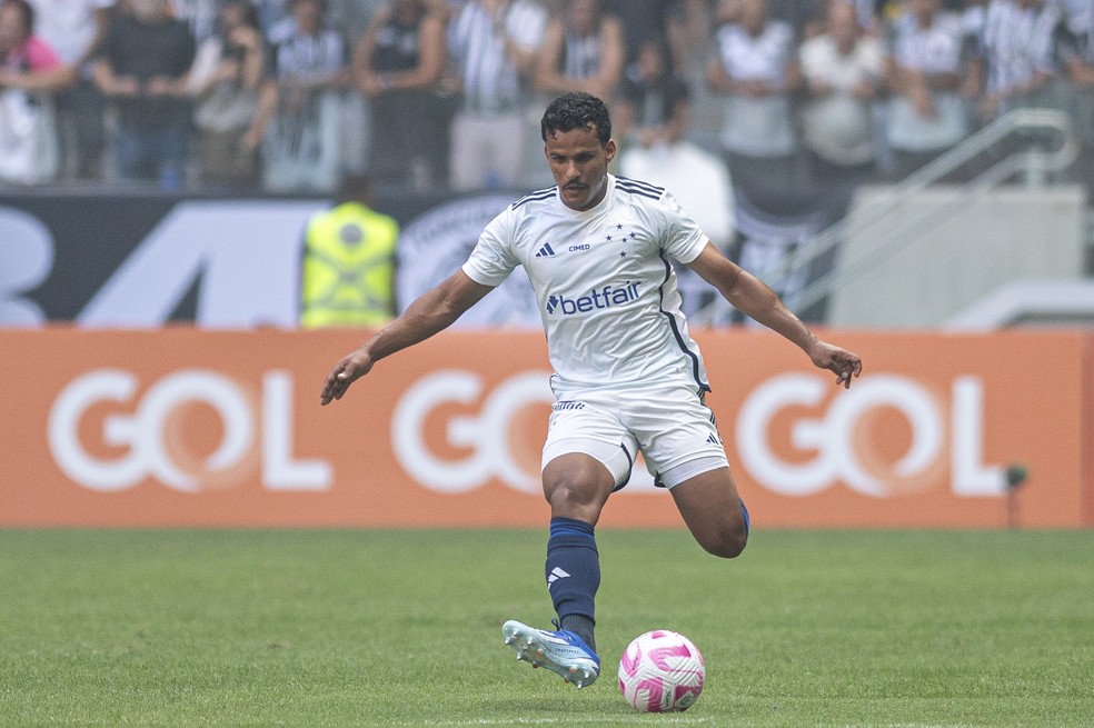 Kaiki foi titular do Cruzeiro contra o Atlético — Foto: Staff Images/ Cruzeiro