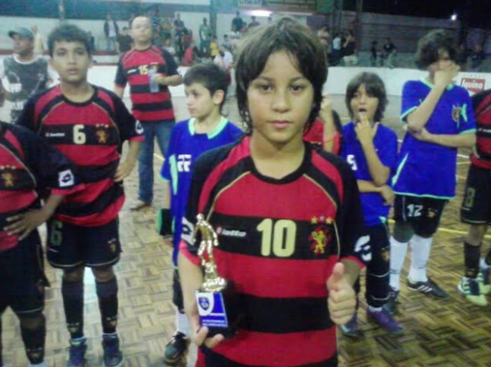 Kaio Jorge, do Cruzeiro, jogava com a camisa 10 do Sport no futsal — Foto: Arquivo pessoal