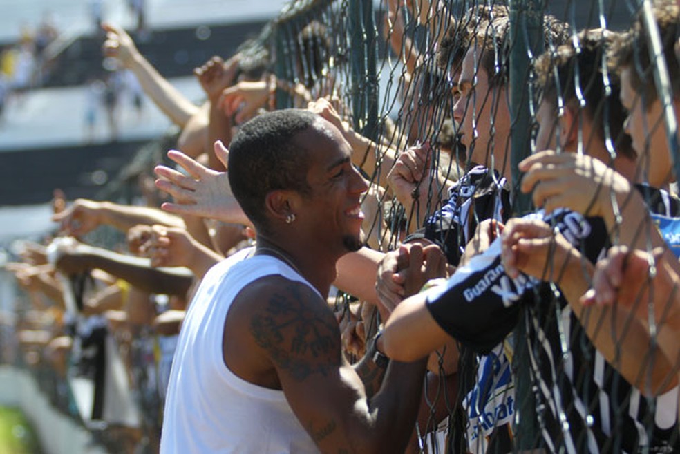 Macena, atacante do Comercial em 2013, volta ao clube — Foto: Joyce Cury/A Cidade