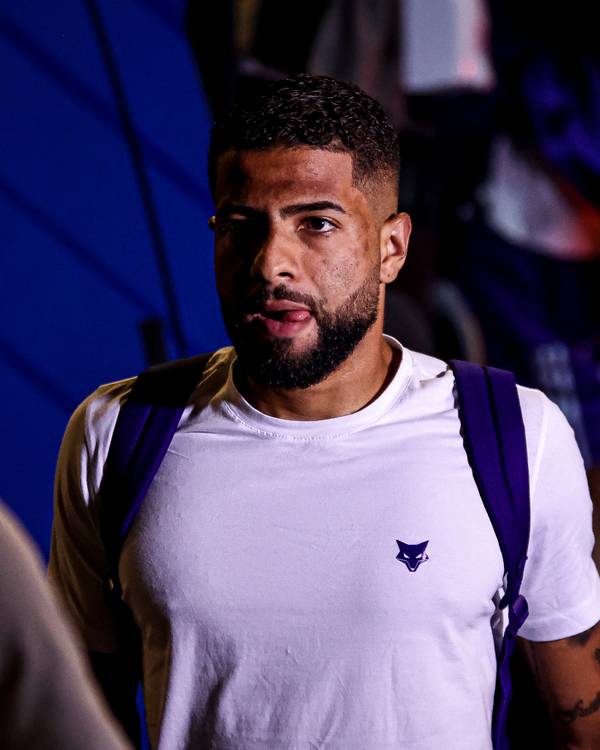 Escalação do Cruzeiro: Castán fica suspenso, e João Marcelo surge como principal opção; veja detalhes