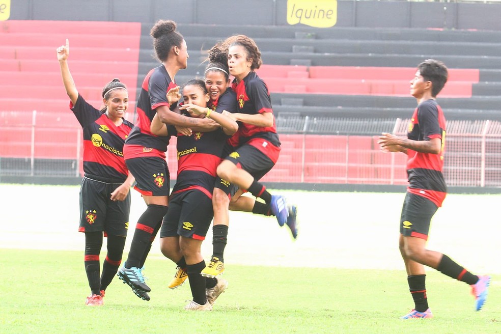 Recife vai sediar as finais do Campeonato Brasileiro Absoluto e Feminino de  Xadrez - Eufemea