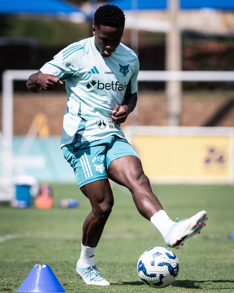 Sinisterra; Cruzeiro — Foto: Gustavo Aleixo/Cruzeiro