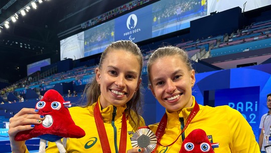 Gêmeas da natação fazem dobradinha de prata e bronze nos 100m peito SB14 nas Paralimpíadas