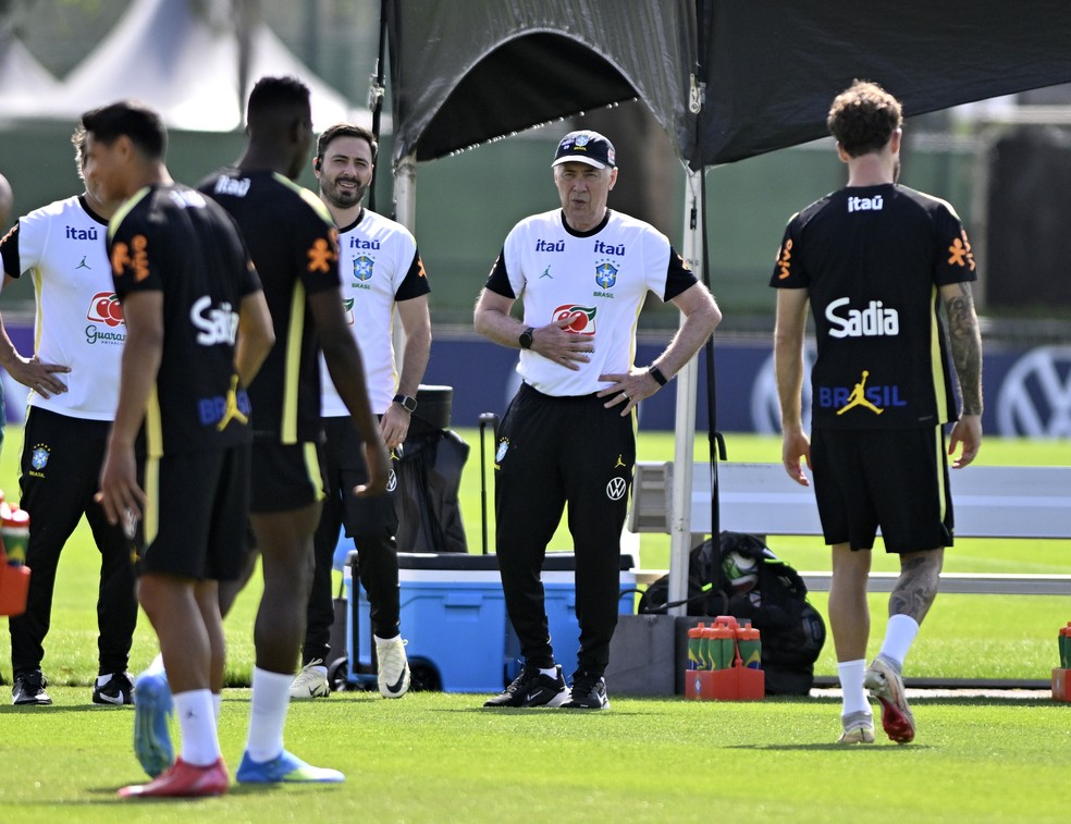 Treino seleção brasileira Estados Unidos Ancelotti — Foto: Andre Durão