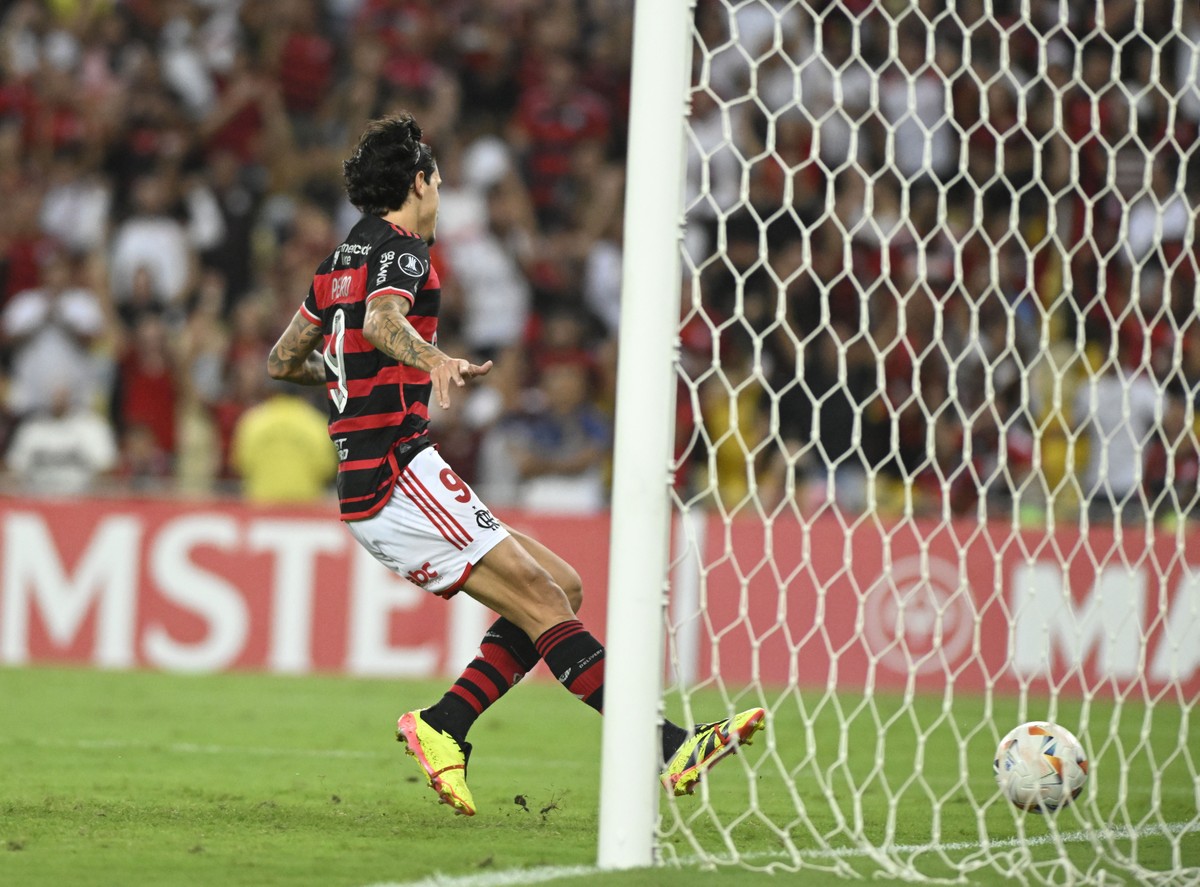 Noite de Domínio e Presentes para o Flamengo no Futebol Brasileiro