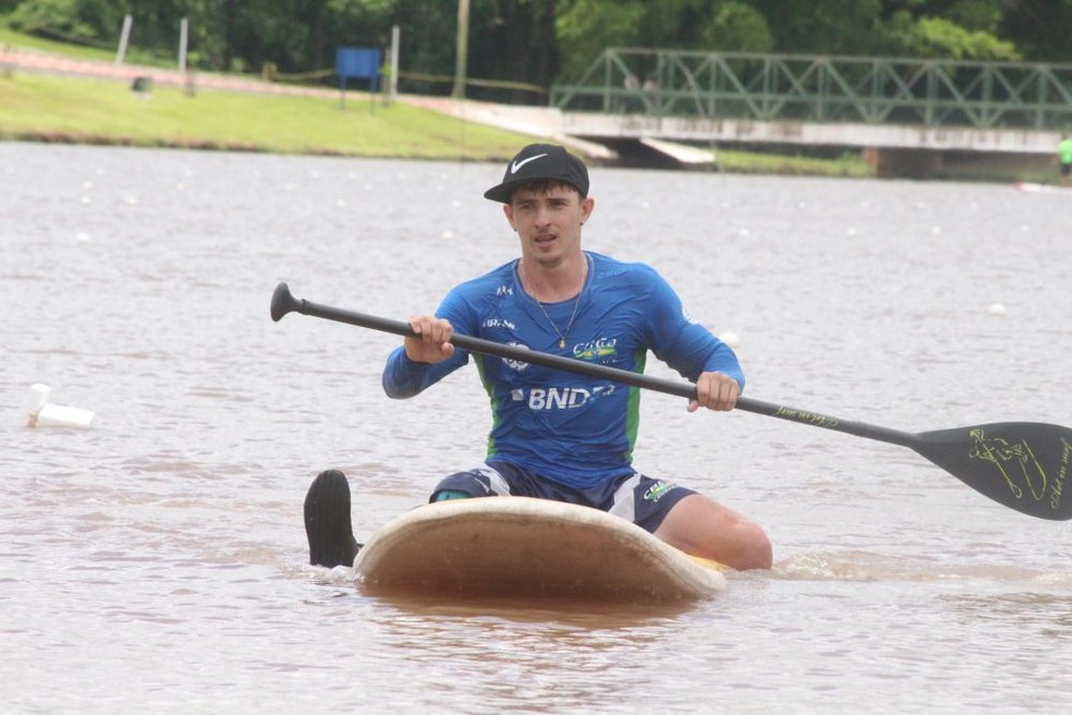 Patrick Pisoni começou na paracanoagem. — Foto: Arquivo pessoal