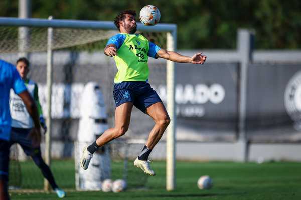 Grêmio Busca Efeito Suspensivo para Diego Costa no STJD