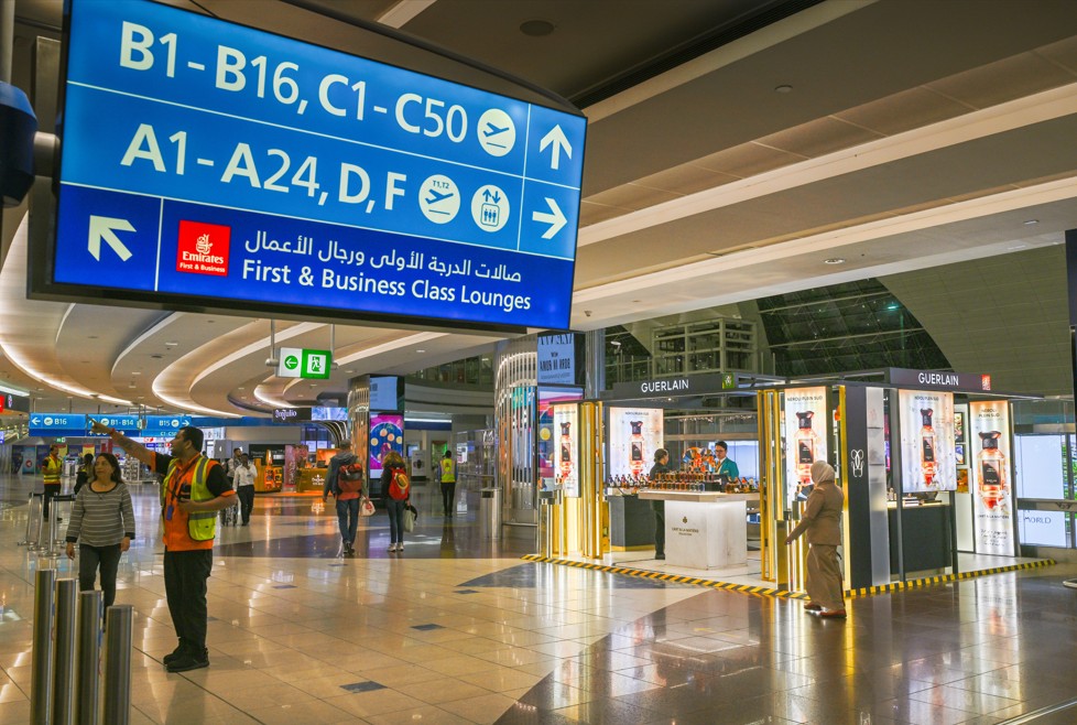 Guerra no Oriente Médio fecha espaço aéreo e prende tenistas em Dubai