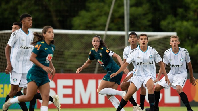 Seleção Brasileira feminina fará último jogo-treino contra time masculino  sub-15 de Queensland - Gazeta Esportiva
