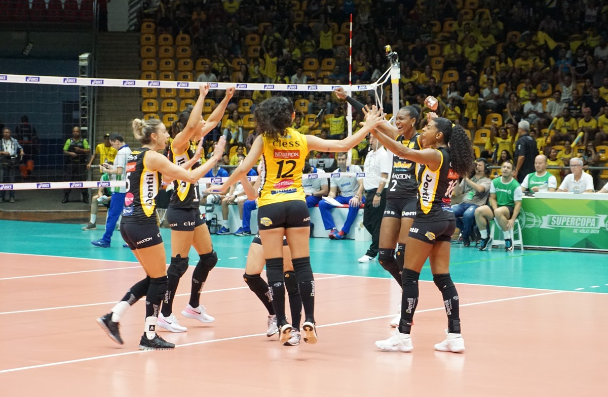 Minas perde para Istambul e fica com vice-campeonato do Mundial de Clubes  de vôlei feminino, vôlei