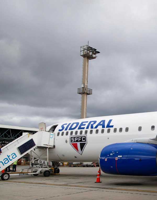 São Paulo estreia voo direto na Libertadores em fase de grupos.