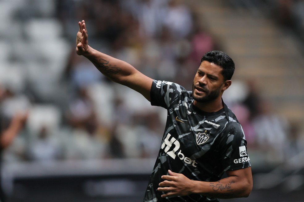 Veja os bastidores que aproximam Hulk da saída do Atlético-MG