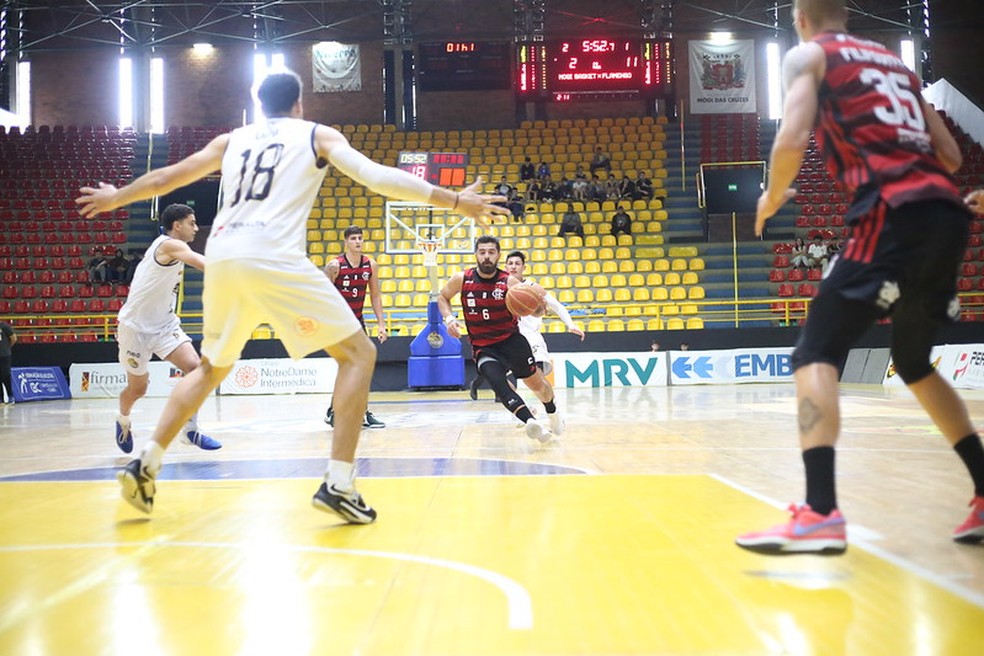 Jogo-treino entre Mogi e Flamengo não teve placar divulgado — Foto: Suelenn Ladessa/Mogi Basquete