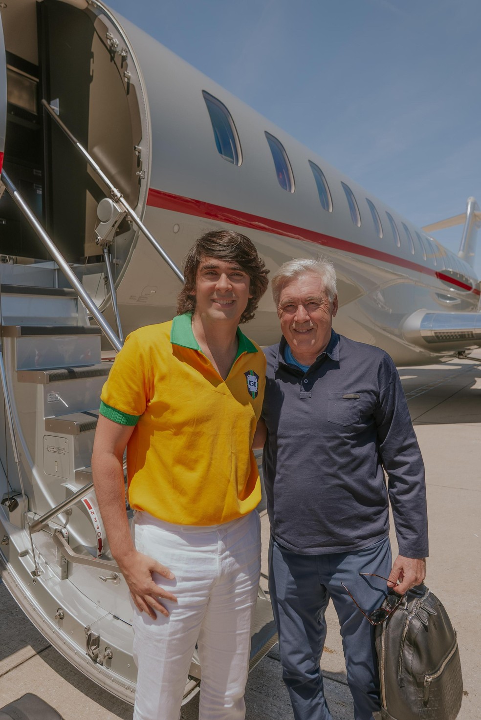 Carlo Ancelotti embarca para o Brasil para se apresentar à Seleção com Diego Fernandes, intermediário da CBF no negócio — Foto: Reprodução
