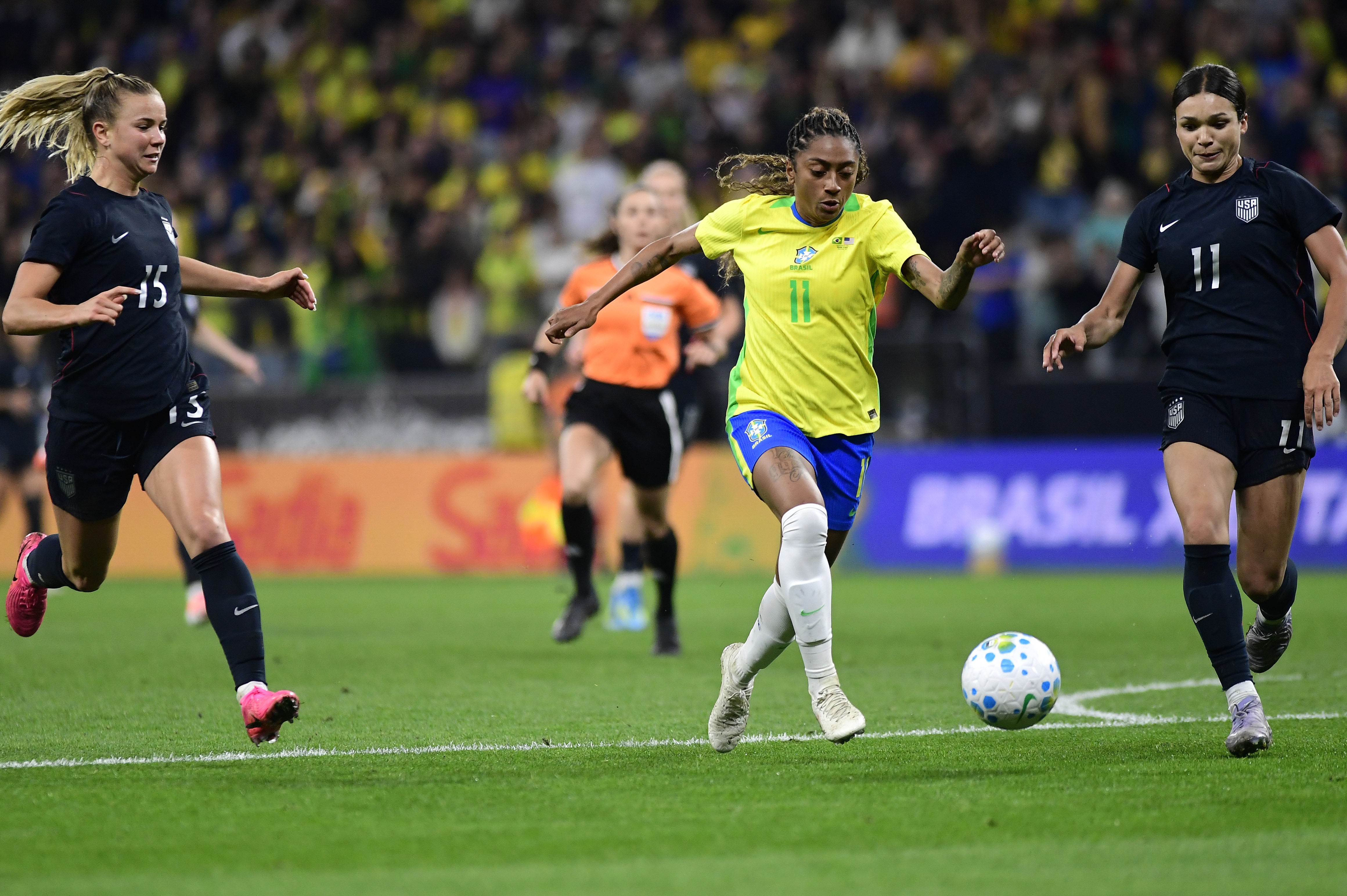 Kerolin é anunciada pelo Barcelona e se torna a brasileira mais cara da história