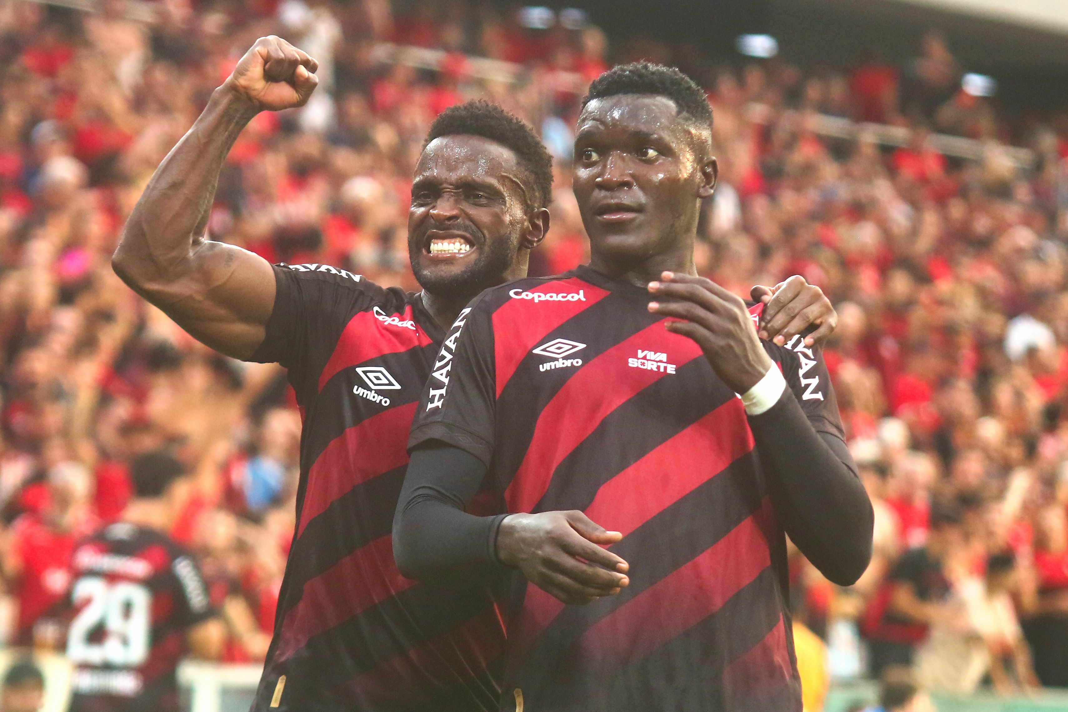 Athletico: Viveros e Mendoza respondem por mais da metade do gols | Ge