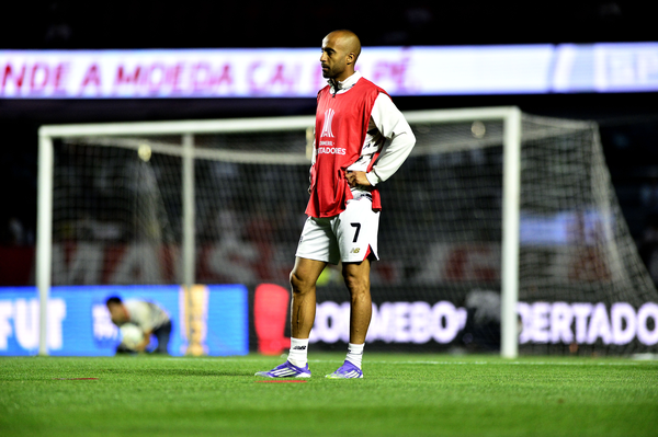 CRAQUE RECUPERADO? Lucas Moura pode retornar para decisão no Morumbi.
