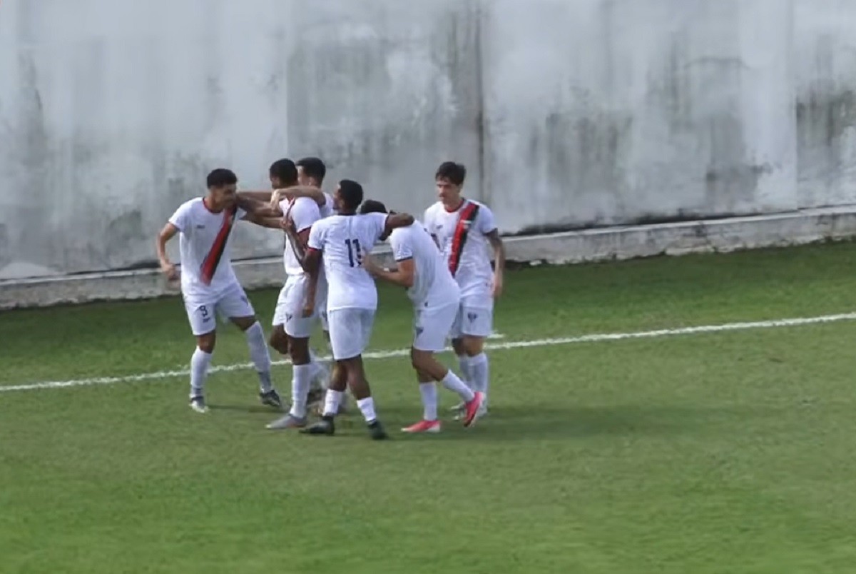 Nacional de Muriaé vence Inter de Minas e fica na liderança da Segunda Divisão do Mineiro