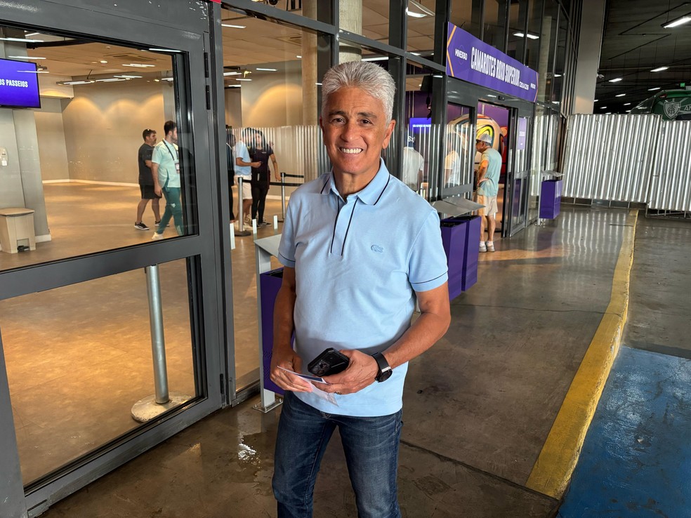 Bebeto chega ao Mineirão para jogo do Cruzeiro — Foto: Guilherme Macedo