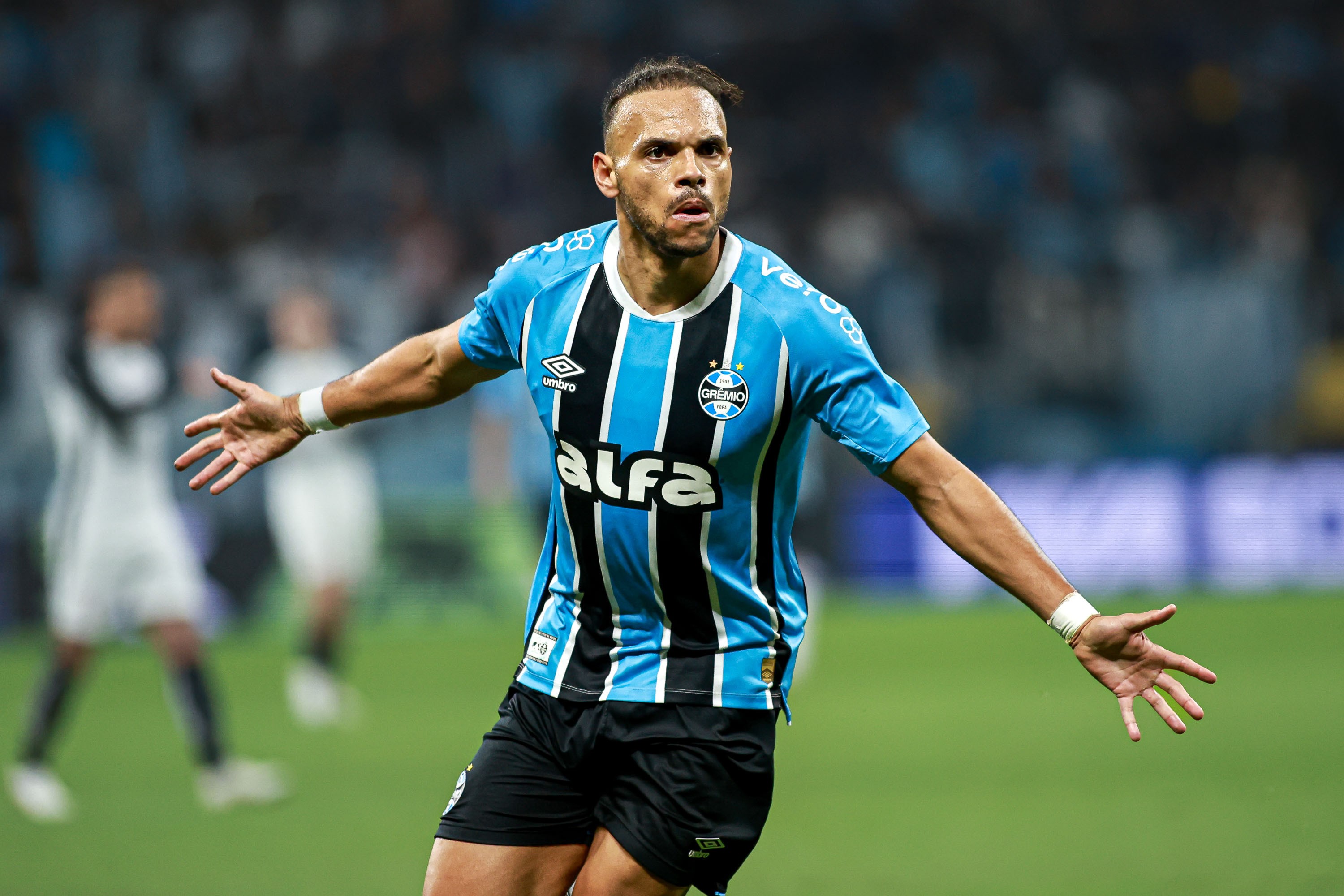 Grêmio acerta renovação com Braithwaite