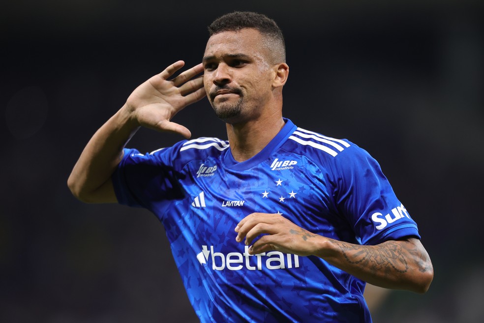Zé Ivaldo voltou ao Cruzeiro na atual temporada — Foto: Gilson Lobo/AGIF