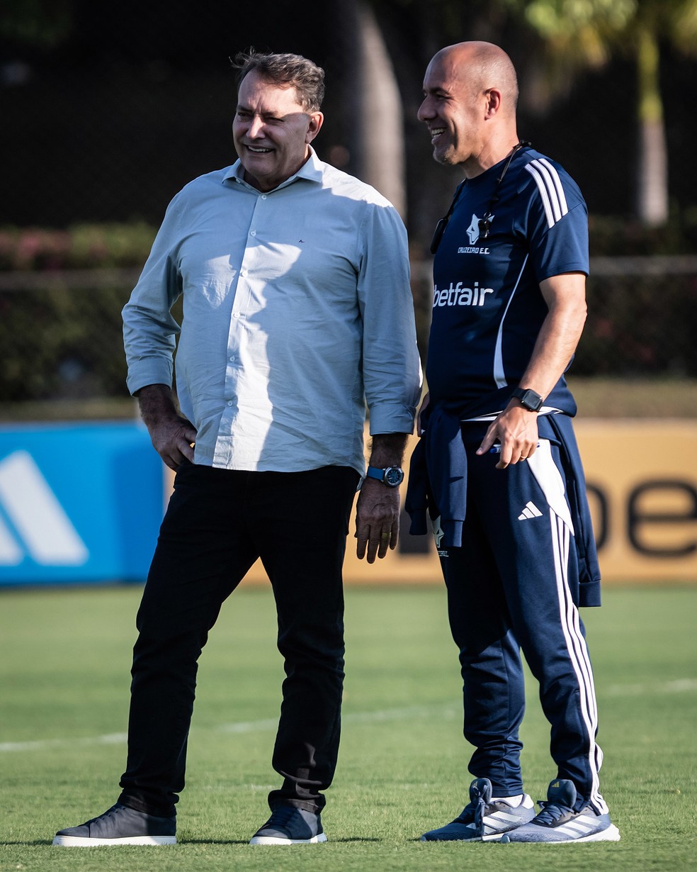 Pedro Lourenço; Pedrinho; Leonardo Jardim; Cruzeiro — Foto: Gustavo Aleixo/Cruzeiro