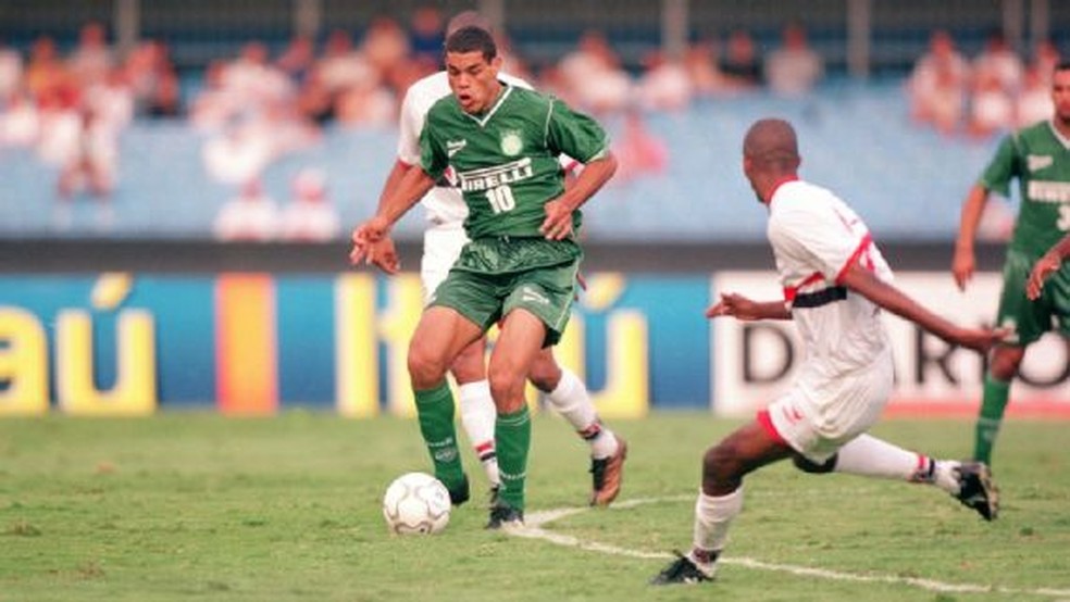 Lopes Tigrão atuando pelo Palmeiras — Foto: Gazeta Press