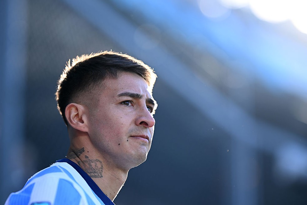 Gabriel Rojas no Cruzeiro desembarcando em Belo Horizonte