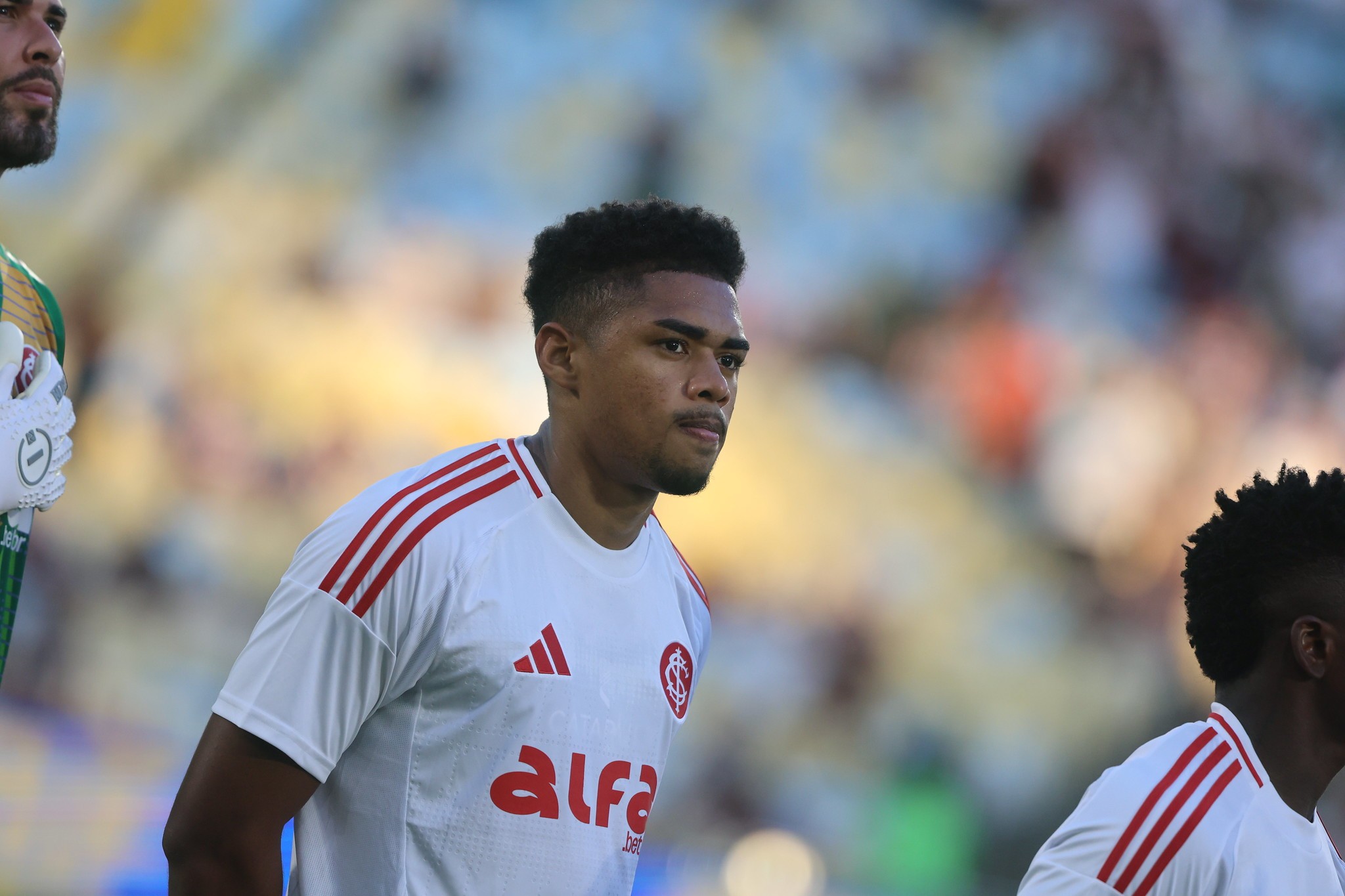 Inter oficializa a compra do zagueiro Victor Gabriel | Ge