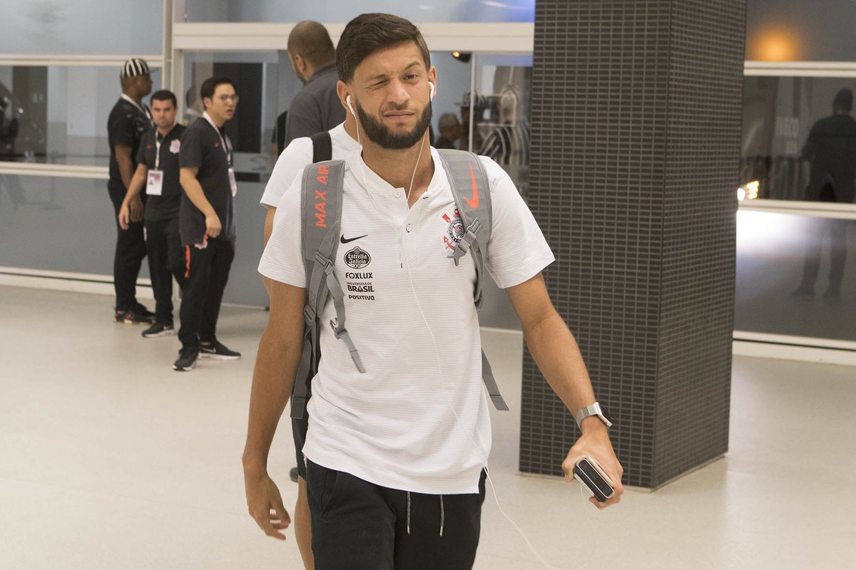 Grêmio acerta empréstimo de lateral-esquerdo Juninho Capixaba, do Corinthians