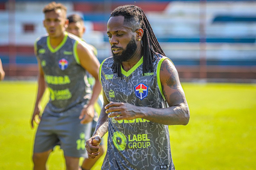 Romarinho, jogador de futsal da Caldense, disputará a Liga