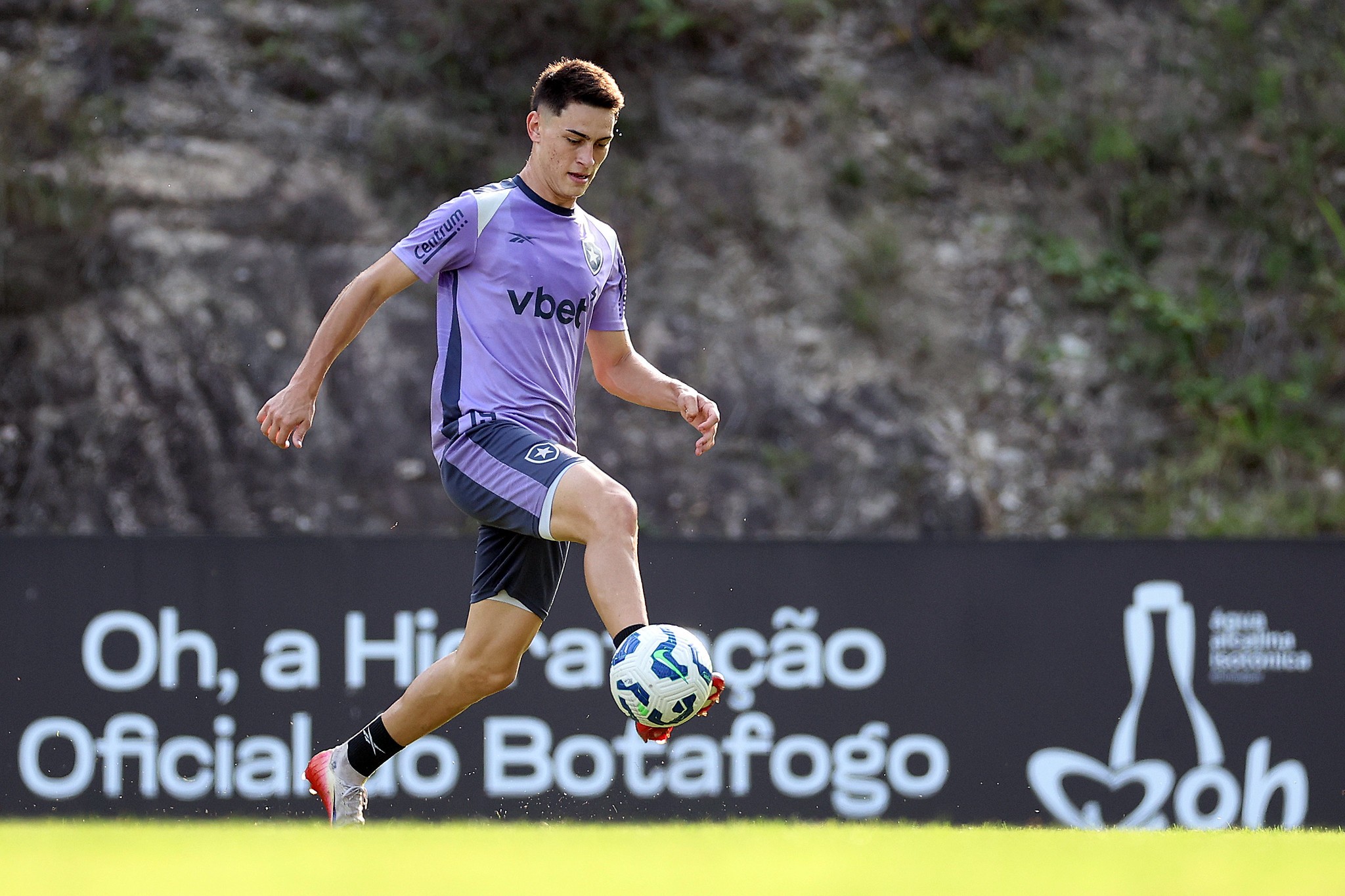 Além de Kadir: veja outros jogadores da base do Botafogo observados por Davide Ancelotti | Ge