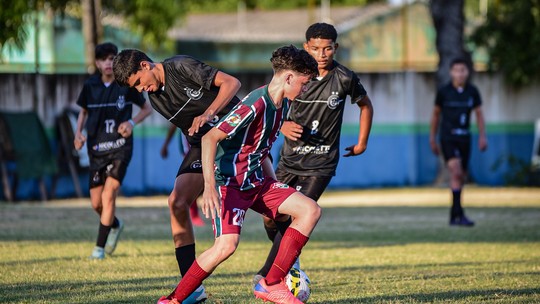 Rio Negro estreia com vitória e São Raimundo se reabilitacodigopromocional betanorodada do Roraimense Sub-15 - Foto: (Hélio Garcias/BV Esportes/@bv_esportes)