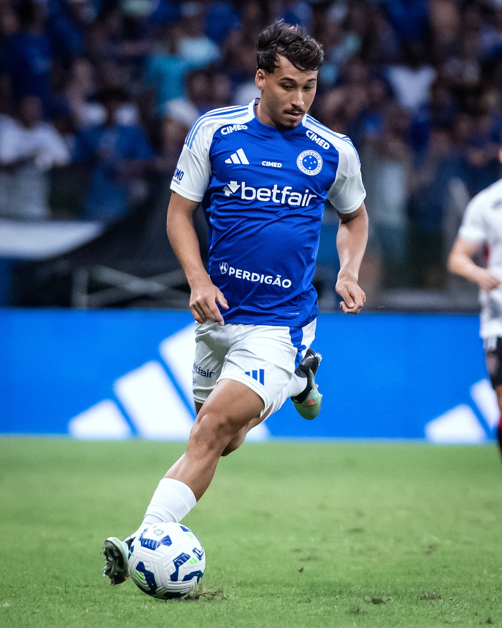 Jardim sugere empréstimo de Japa no Cruzeiro caso não jogue em 2026.